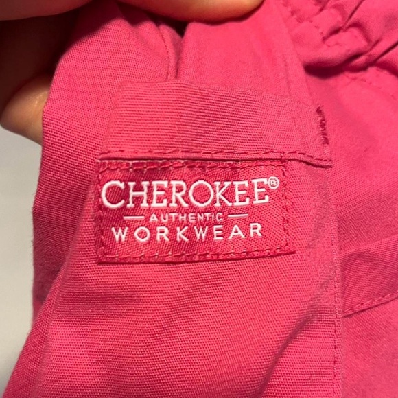 PINK PANTS - Picture 2 of 4